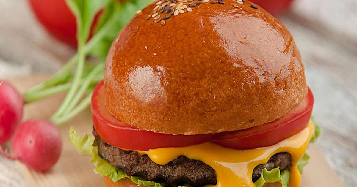 You are currently viewing The Best Simple Burger Recipe Ever