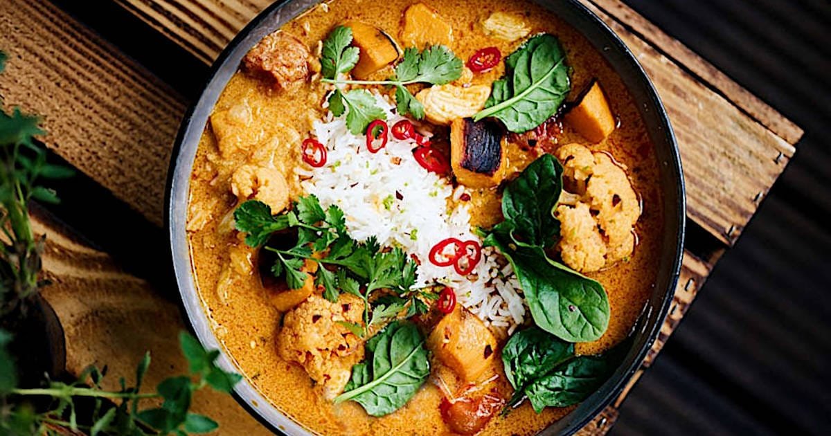 You are currently viewing The Best Easy Chicken Curry