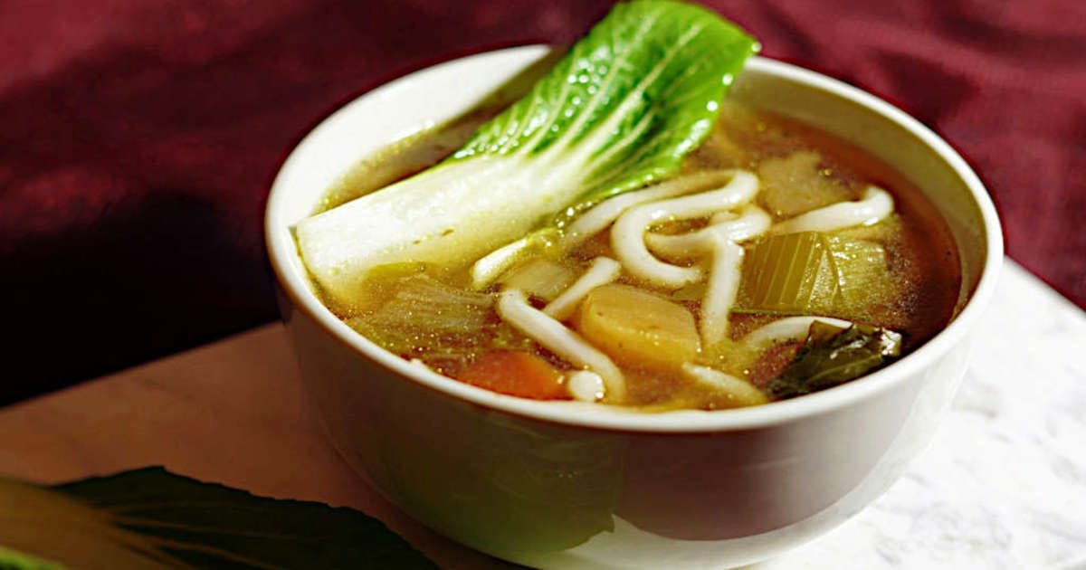 You are currently viewing The Best Simple Noodle Soup with Pak Choi