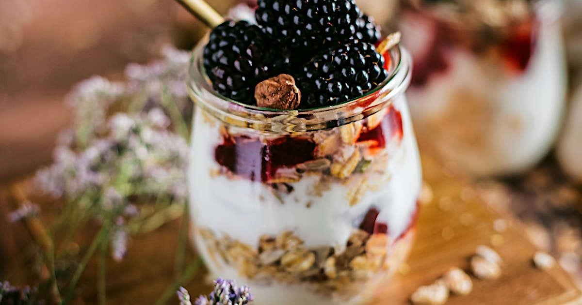 You are currently viewing The Best Quick Breakfast Yogurt